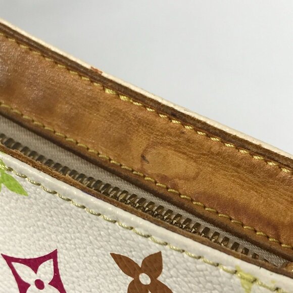 LOUIS VUITTON White Monogram Shoulder Bag - Picture 14 of 16